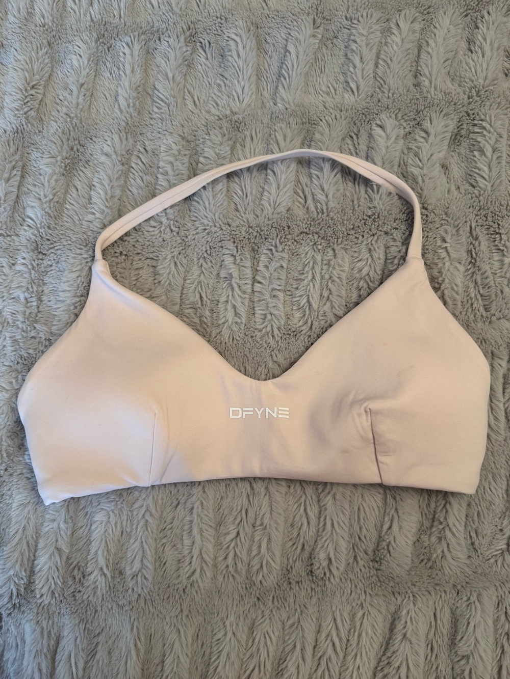 DFYNE sports bra